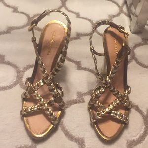 High heeled BCBG shoe